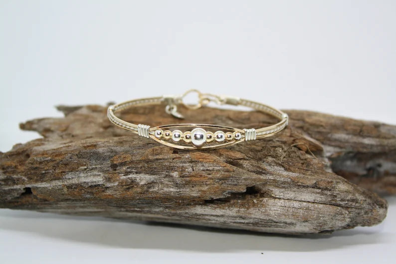Meaghan: Gold and Silver BraceletMeaghan: Gold and Silver Bracelet